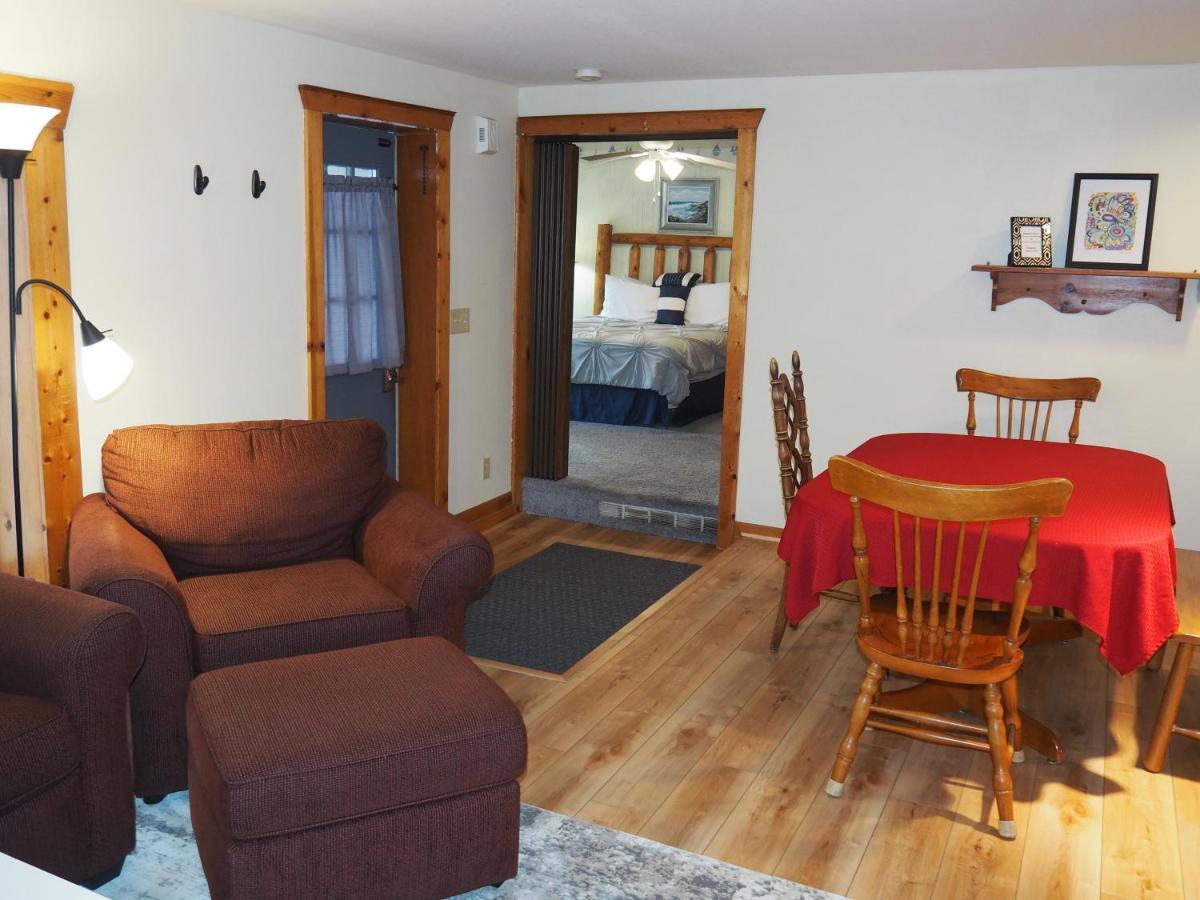 פרנקפורט Bayside Cottage - Remodeled And Great Location! מראה חיצוני תמונה